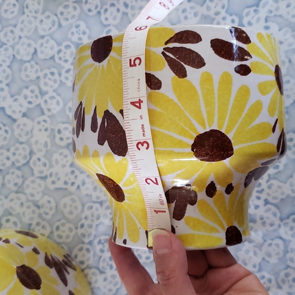 Vintage Sunflower Jars 3 pc Canister Set (Part 1) - Picture 13 of 17